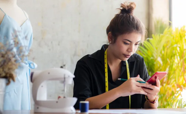 Listening to the voice of our clients: Retail banks continue to reinvent their business models through digitization